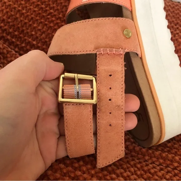 UGG Braelynn Leather Platform Sandals Size 7 - Picture 12 of 14